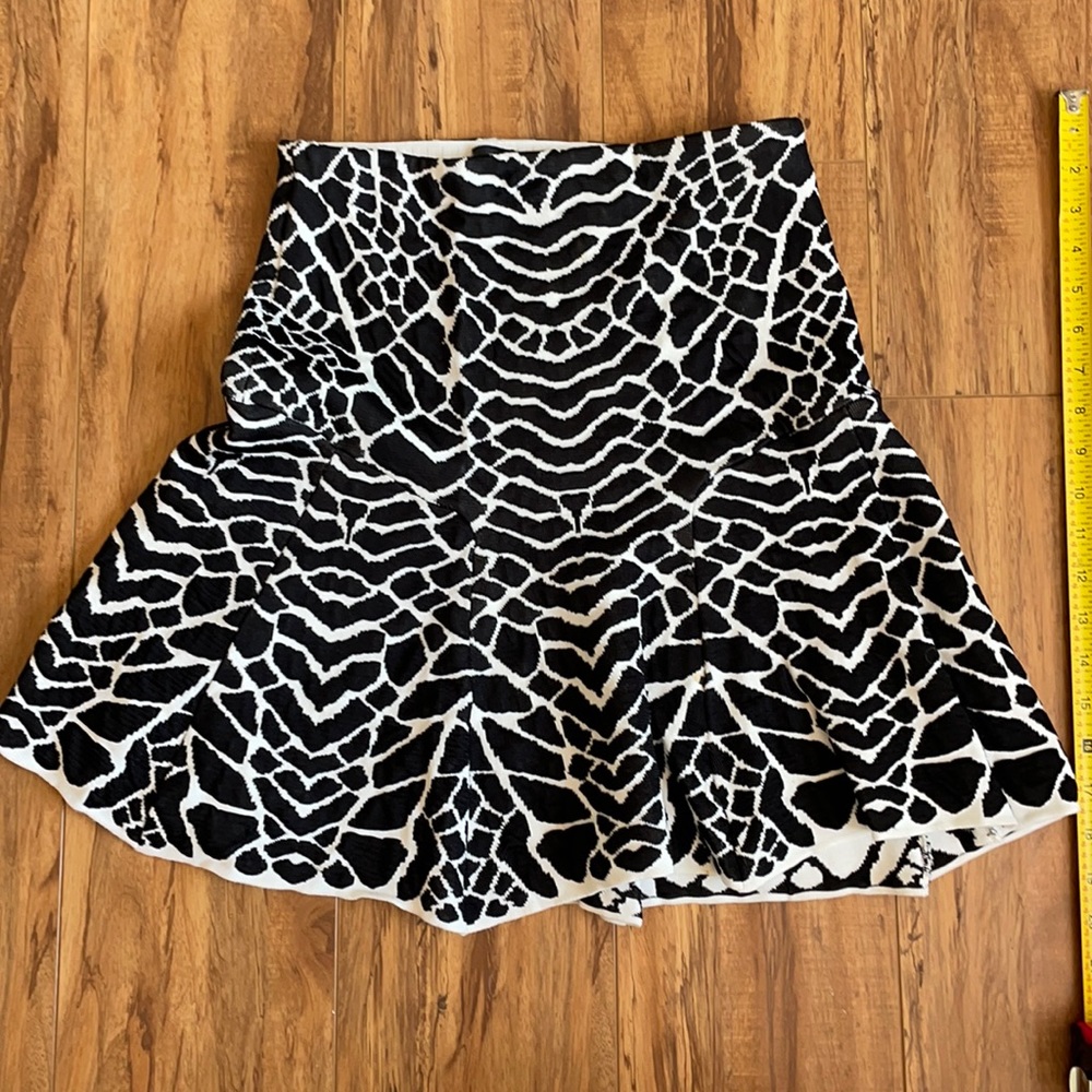 Stretchy yet flowing animal print skirt
